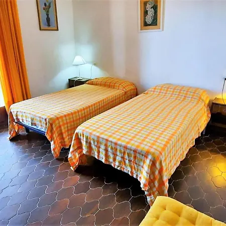 Amplio En Cap Ras Con Piscina Y Terraza - 4 Hab, Admite Mascotas, Cerca De La Playa - Es-170-18 Apartment Llanca