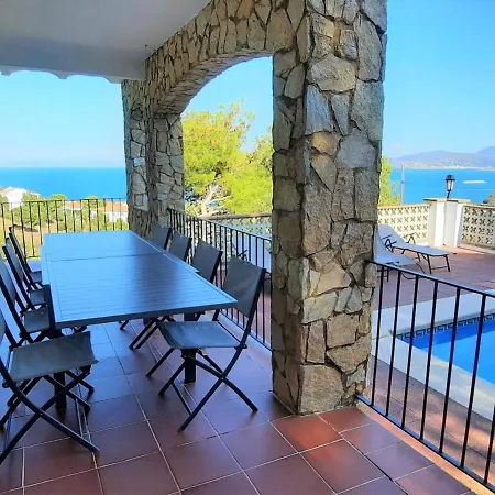Apartment Amplio En Cap Ras Con Piscina Y Terraza - 4 Hab, Admite Mascotas, Cerca De La Playa - Es-170-18 Llanca