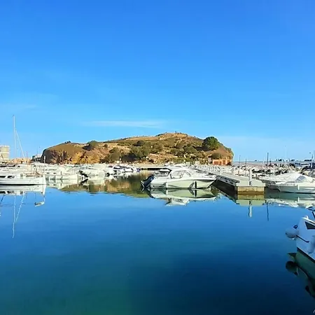 Amplio En Cap Ras Con Piscina Y Terraza - 4 Hab, Admite Mascotas, Cerca De La Playa - Es-170-18 Llanca